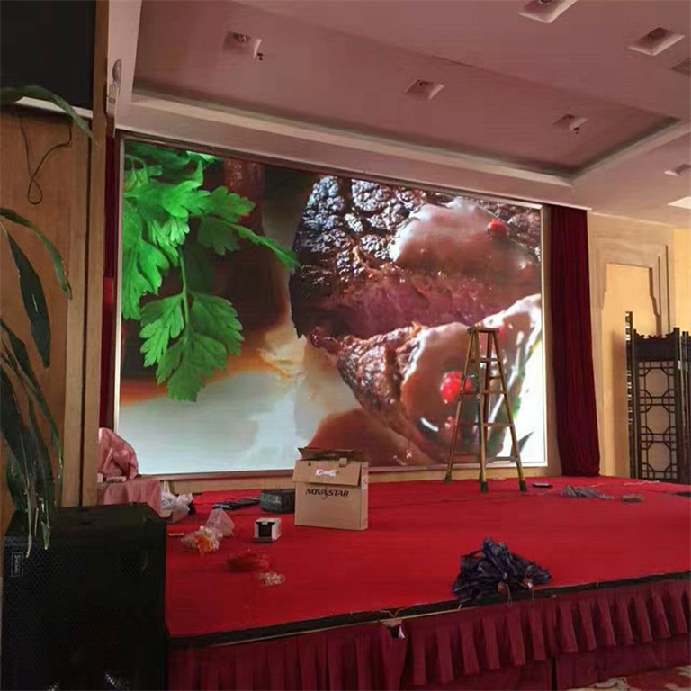 P4室内全彩LED显示屏