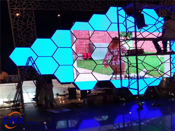 六边形LED显示屏